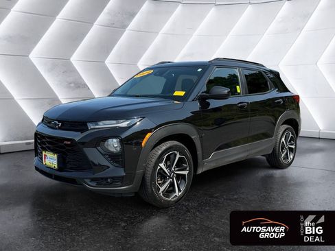 Used 2022 Chevrolet TrailBlazer RS w/ Technology Package AWD/4WD image 1
