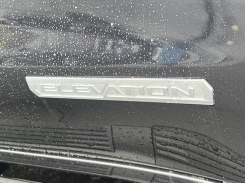 New 2026 GMC Sierra 1500 Elevation w/ Elevation Premium Package image 9