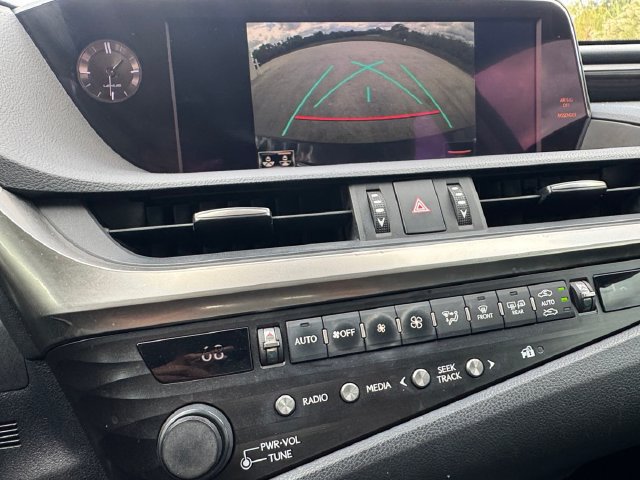 Used 2019 Lexus ES 350 w/ Premium Package FWD image 9