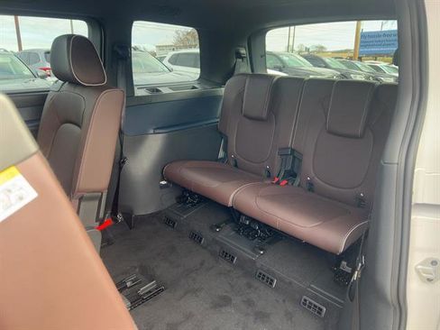 New 2025 Volkswagen ID. Buzz Pro S image 10