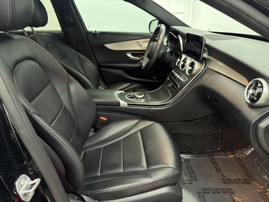 Certified 2019 Mercedes-Benz C 300 Sedan image 29