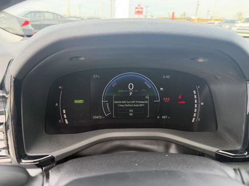 Used 2025 Toyota Camry LE w/ Convenience Package image 23