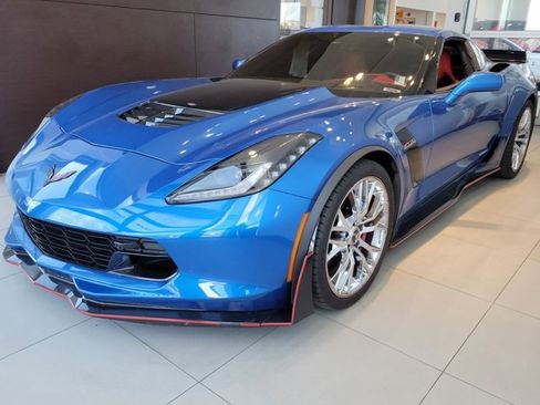 Used 2016 Chevrolet Corvette Z06 w/ 3LZ Preferred Equipment Group image 5