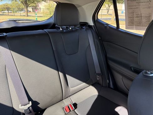 Used 2025 Buick Encore GX Preferred image 37