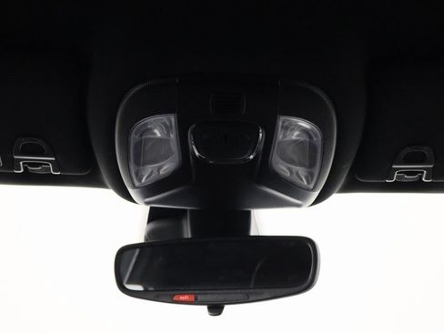 Used 2024 Jeep Compass Latitude AWD/4WD image 23