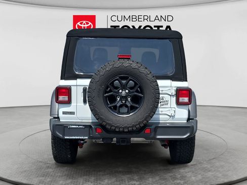 Used 2024 Jeep Wrangler Sport AWD/4WD image 4