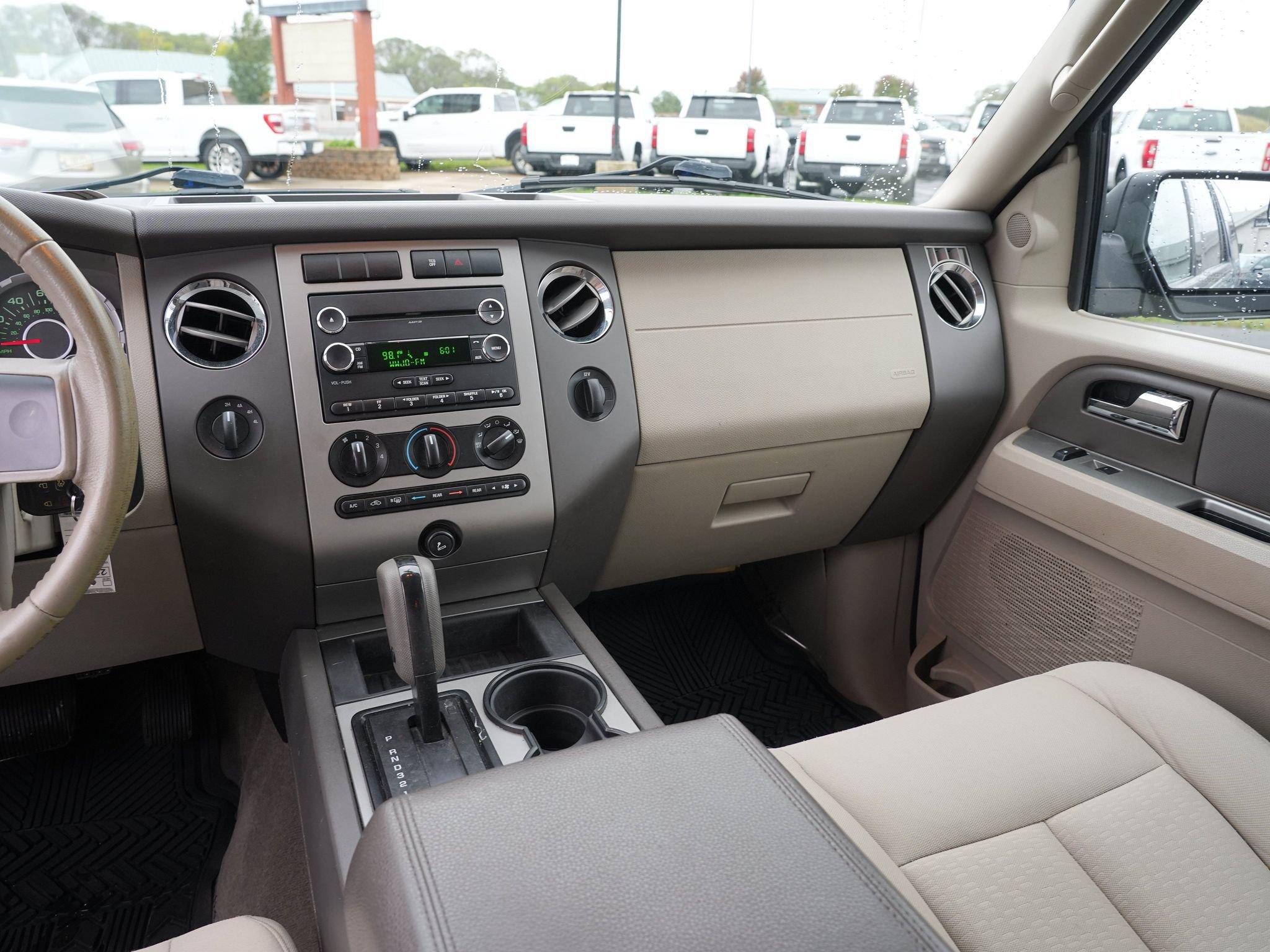 Used 2013 Ford Expedition XL AWD/4WD image 21