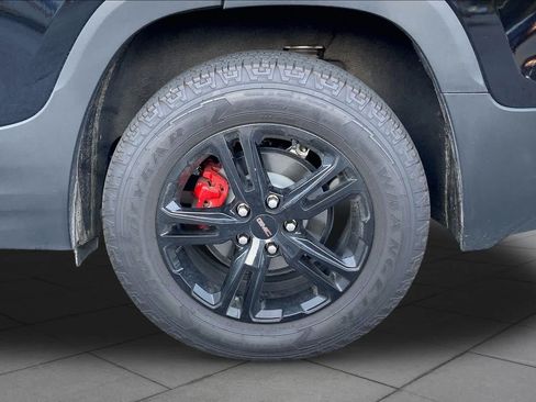 Used 2023 GMC Terrain AT4 AWD/4WD image 11