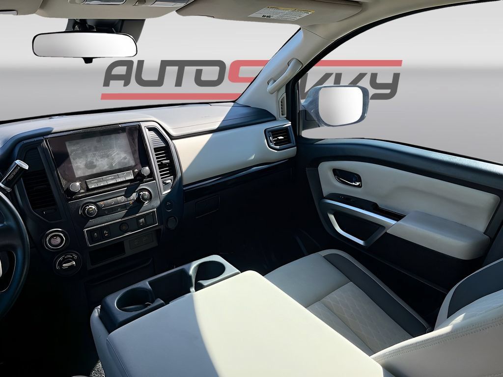 Used 2023 Nissan Titan SV w/ Accessory Utility Package AWD/4WD image 21