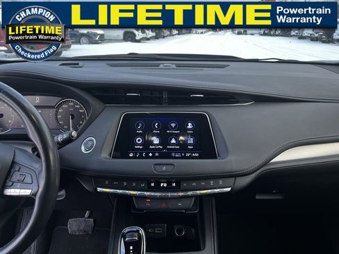 Used 2023 Cadillac XT4 Premium Luxury image 25