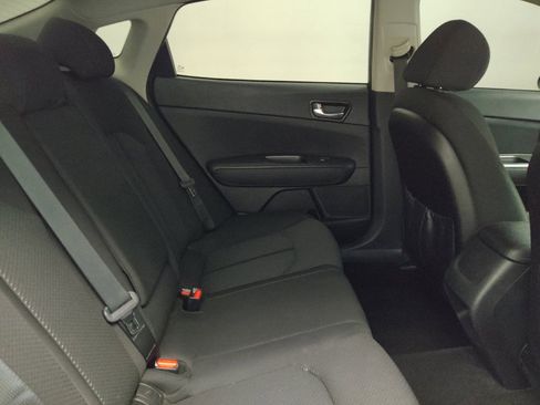Used 2018 Kia Optima LX FWD image 19
