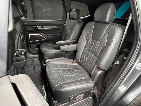 Used 2024 Kia Telluride EX X-Line image 27