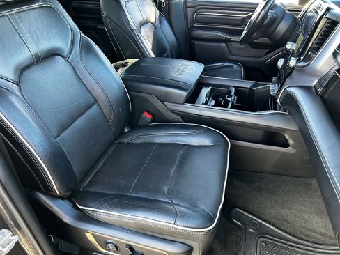 Used 2021 RAM 1500 Limited image 9