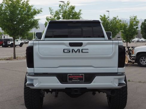 Used 2026 GMC Sierra 3500 Denali Ultimate AWD/4WD image 6