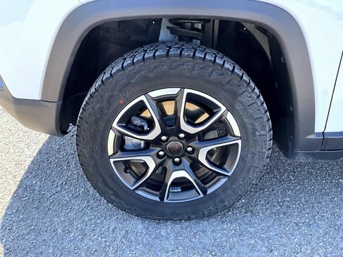 Certified 2025 Jeep Compass Trailhawk AWD/4WD image 22