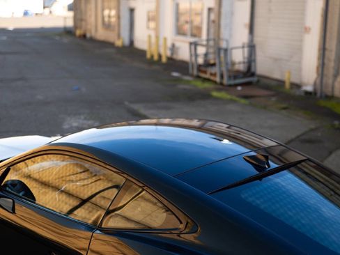 Used 2021 Jaguar F-TYPE R image 31