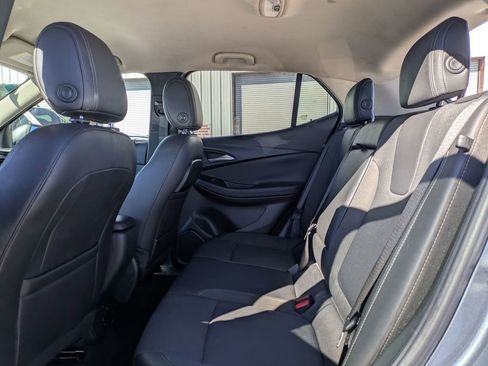 Used 2021 Buick Encore GX Select w/ Sport Touring Package image 26