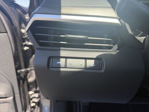 Used 2025 Nissan Altima 2.5 SV FWD image 20