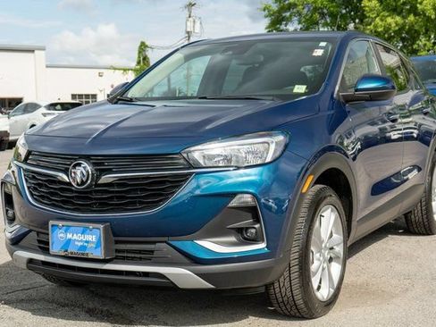 Used 2021 Buick Encore GX Preferred w/ Cold Weather Comfort Package AWD/4WD image 2