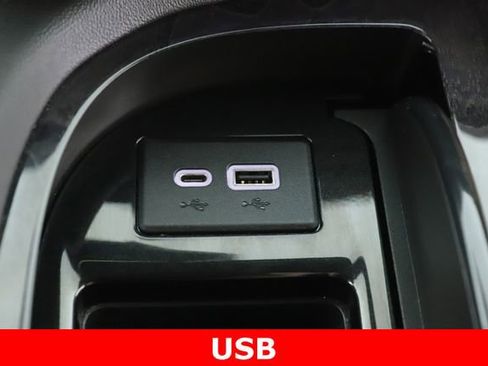 Used 2021 Cadillac Escalade Premium Luxury w/ Driver Assist Tech Package AWD/4WD image 29