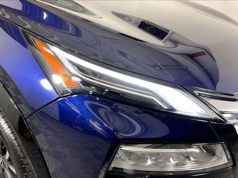 Used 2025 Nissan Rogue Platinum w/ Platinum Premium Package image 40