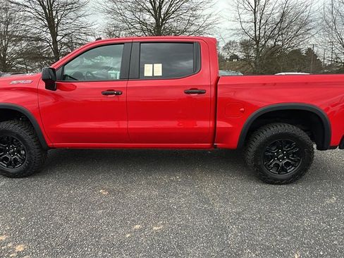 New 2026 Chevrolet Silverado 1500 ZR2 image 8