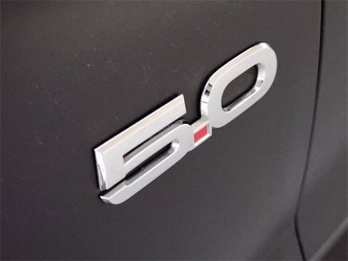 Used 2022 Ford Mustang GT Premium image 12