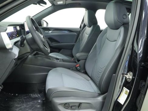 New 2026 Volkswagen Tiguan SE R-Line FWD image 26