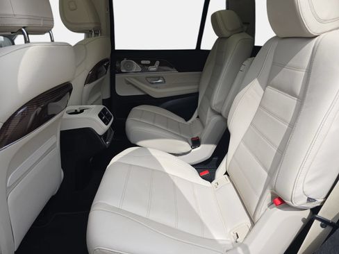 Certified 2023 Mercedes-Benz GLS 580 4MATIC image 14