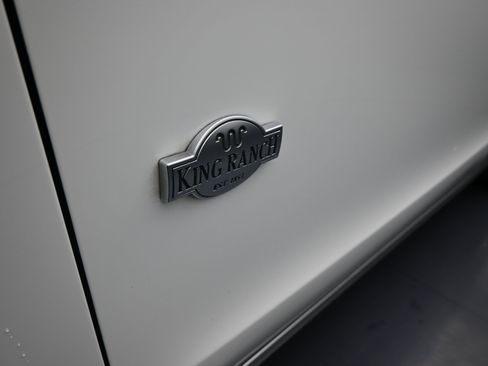 Used 2023 Ford Expedition King Ranch image 11