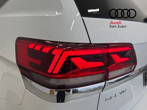 Used 2022 Volkswagen Atlas SEL Premium AWD/4WD image 33