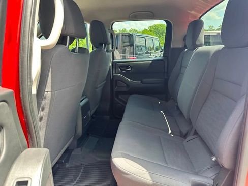 Used 2023 Nissan Frontier S w/ Technology Package AWD/4WD image 11