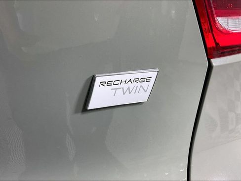 Used 2023 Volvo XC40 Recharge Plus AWD/4WD image 31