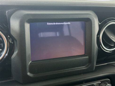 Used 2020 Jeep Wrangler Unlimited Sahara image 19