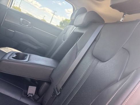 Used 2023 Kia Sorento S w/ Panoramic Sunroof Package FWD image 7
