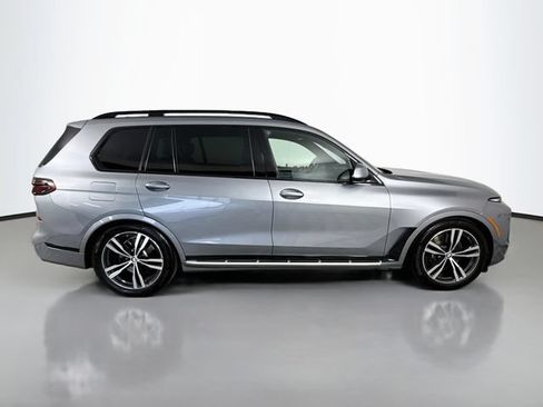 Used 2026 BMW X7 xDrive40i AWD/4WD image 8