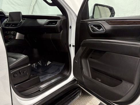 Used 2024 Chevrolet Tahoe LT image 19