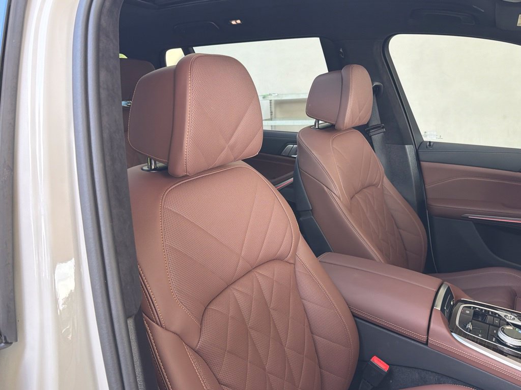 Used 2026 BMW X7 xDrive40i w/ Executive Package AWD/4WD image 26