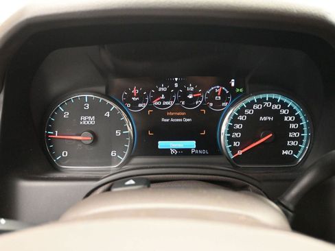 Used 2017 Chevrolet Suburban Premier image 29