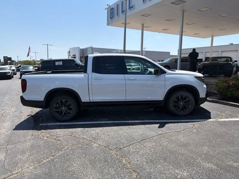 Used 2025 Honda Ridgeline Sport image 3