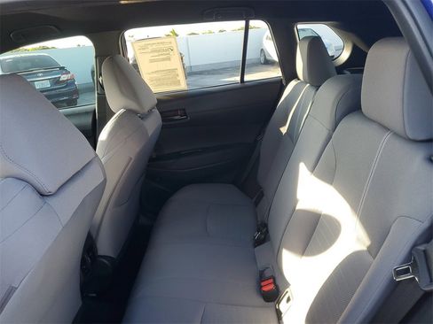 Certified 2025 Toyota Corolla Cross AWD Hybrid image 11