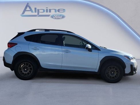 Used 2022 Subaru Crosstrek 2.5i Limited w/ Moonroof Package 2 image 6