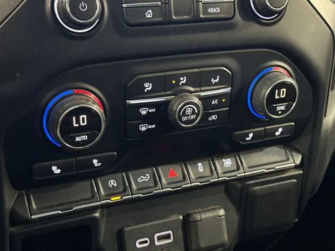 Used 2019 Chevrolet Silverado 1500 LT w/ All-Star Edition RWD image 21