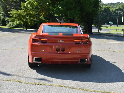 Used 2010 Chevrolet Camaro SS w/ RS Package RWD image 6