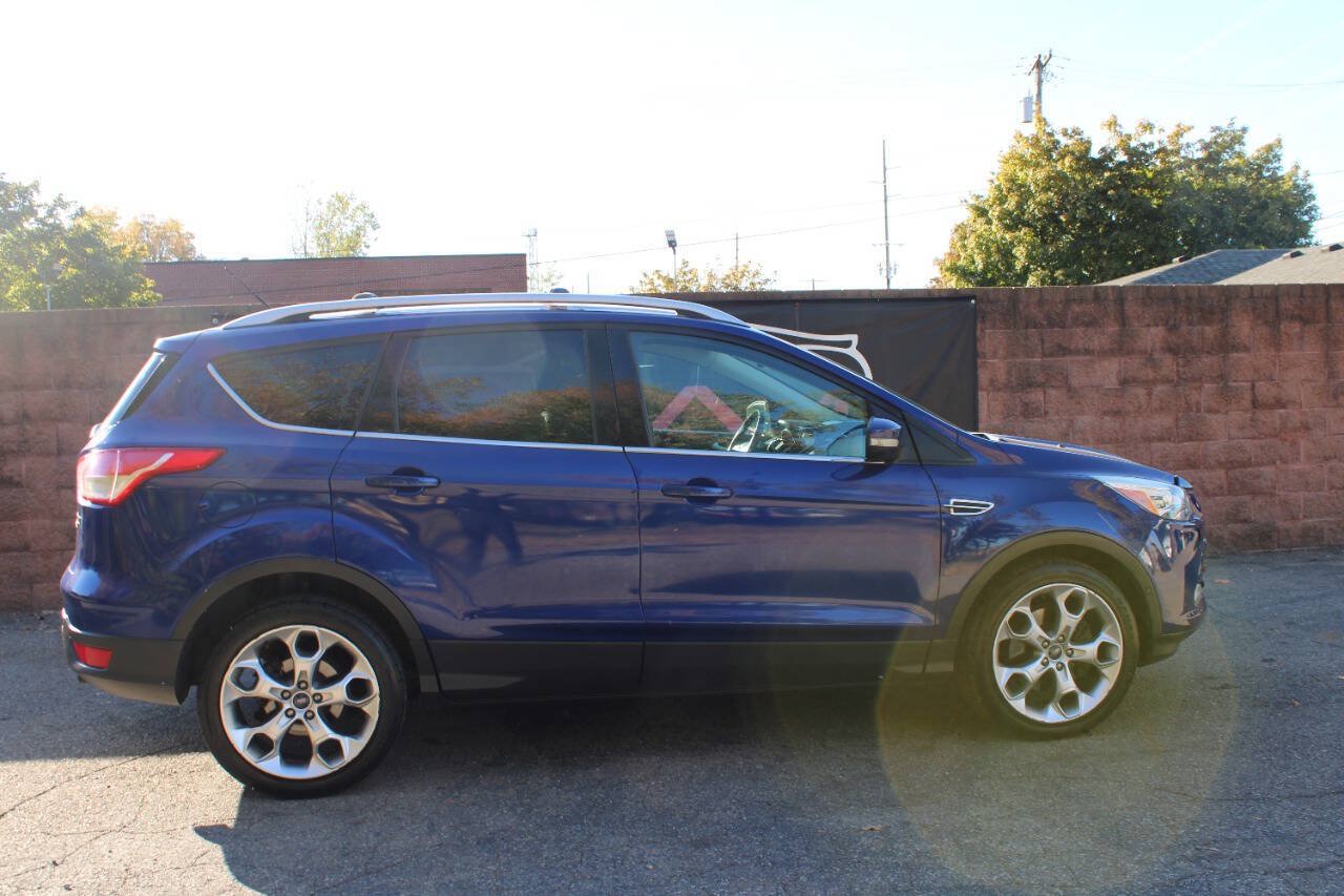 Used 2013 Ford Escape Titanium w/ Parking Technology Pkg AWD/4WD image 5