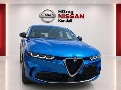 Used 2024 Alfa Romeo Tonale Ti AWD/4WD image 5