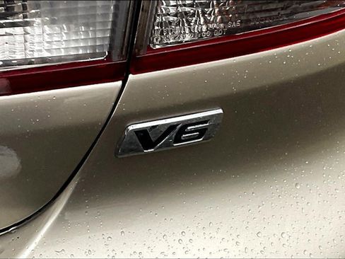 Used 2004 Honda Accord EX image 23