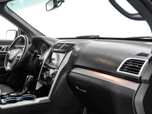 Used 2014 Ford Explorer Sport w/ Equipment Group 401A image 10
