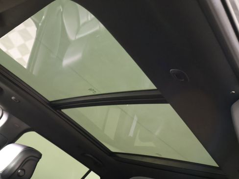 Used 2022 Jeep Wagoneer Series II w/ Premium Group I AWD/4WD image 17