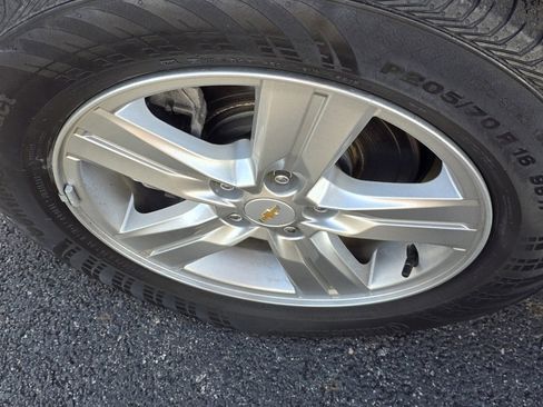 Used 2020 Chevrolet Trax LS w/ Tint and Cruise Package image 10